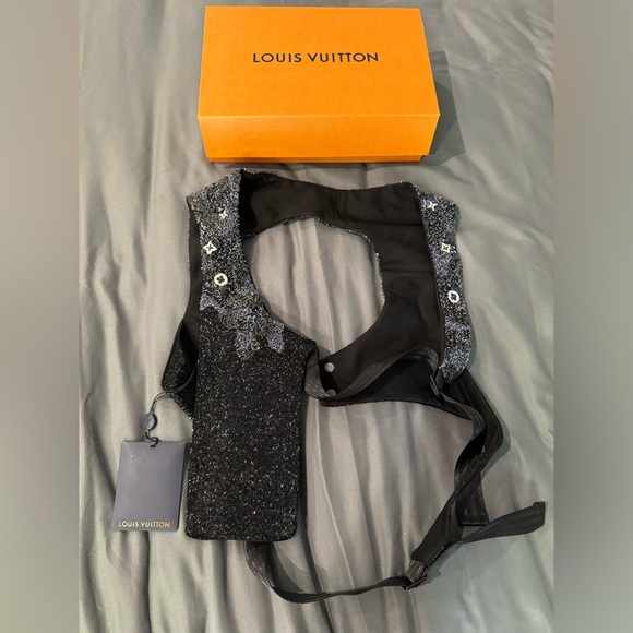NWT Louis Vuitton *rare*  embroidered mid-layered zippered vest - Picture 3 of 11